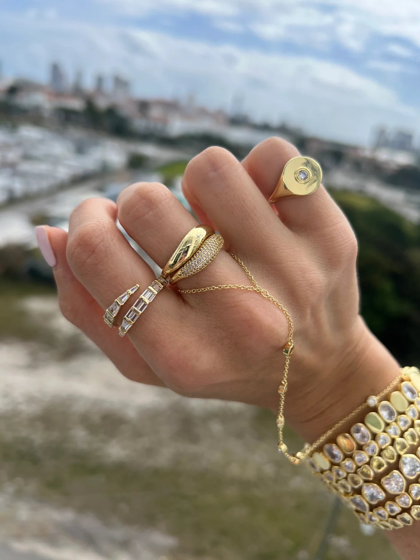 Wave Pavé Band Ring