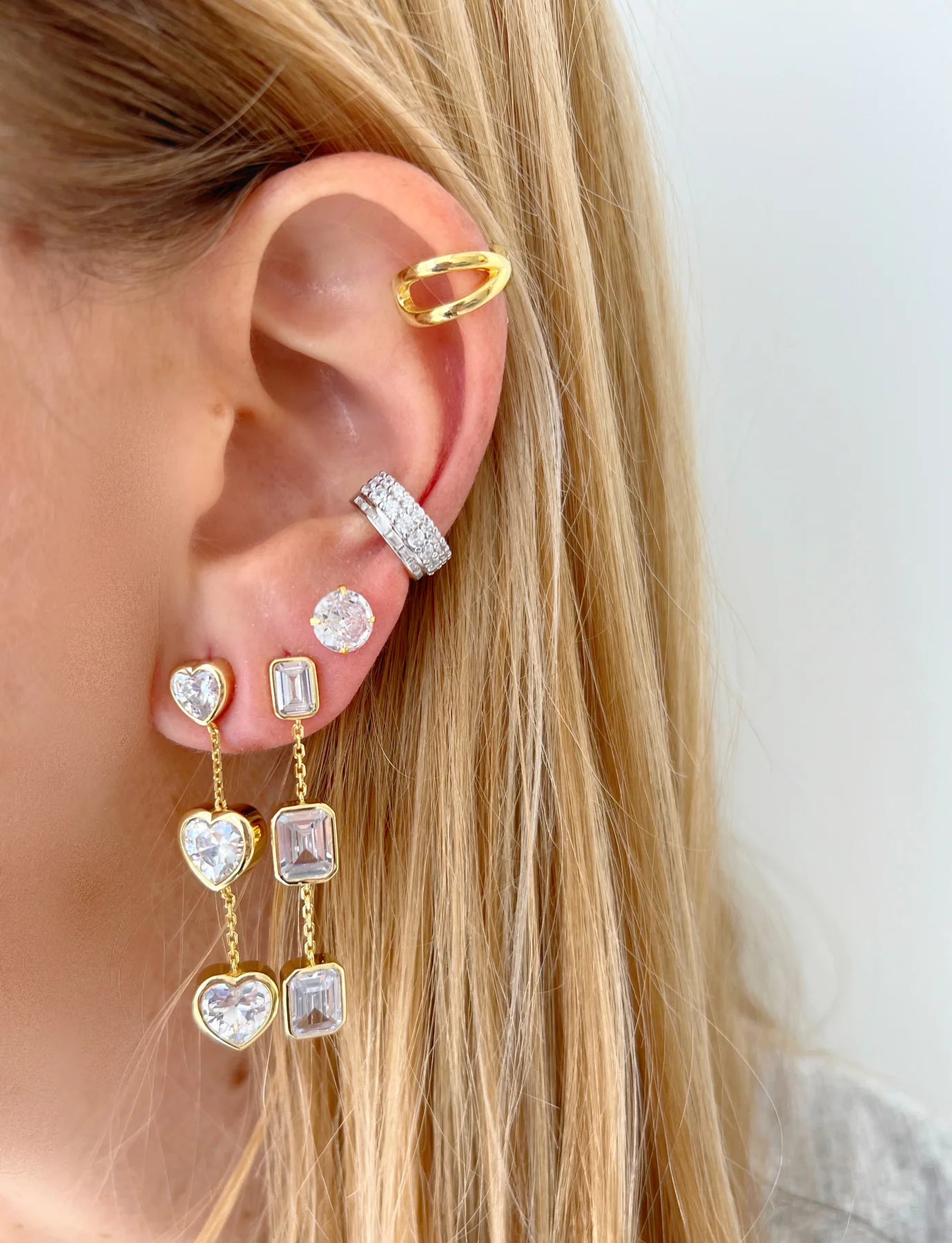 Pendientes colgantes de triple esmeralda