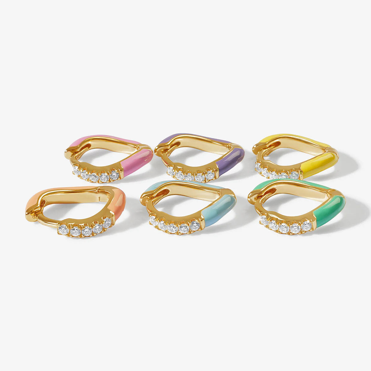 Anillo de ámbar y circonita cúbica