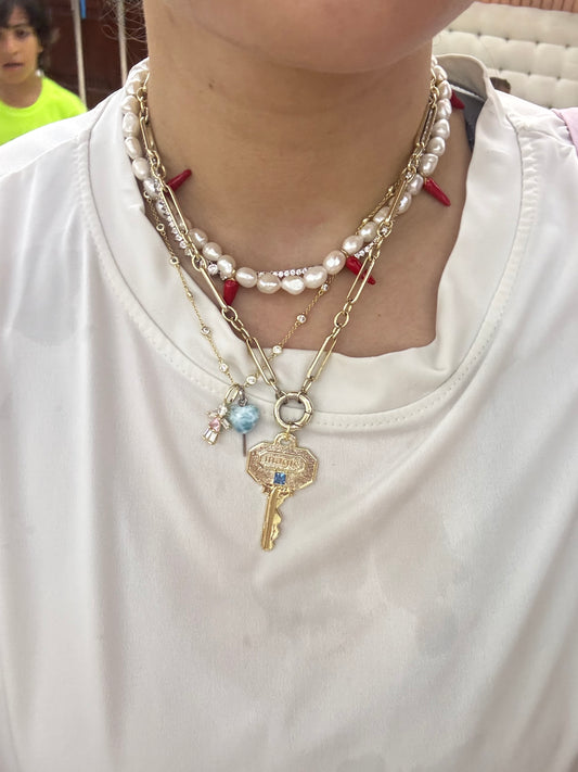 Amuleto de llave mágica