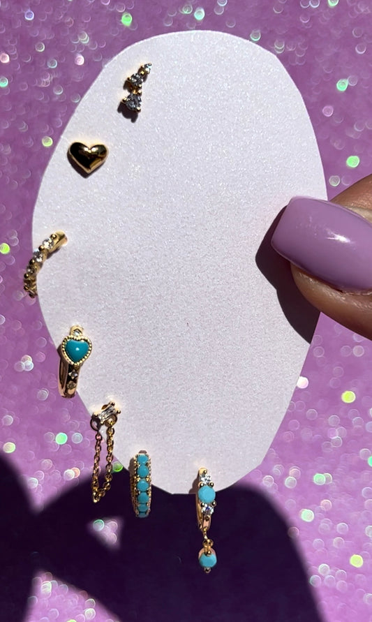 Pendientes colgantes Huggies con circonita cúbica turquesa