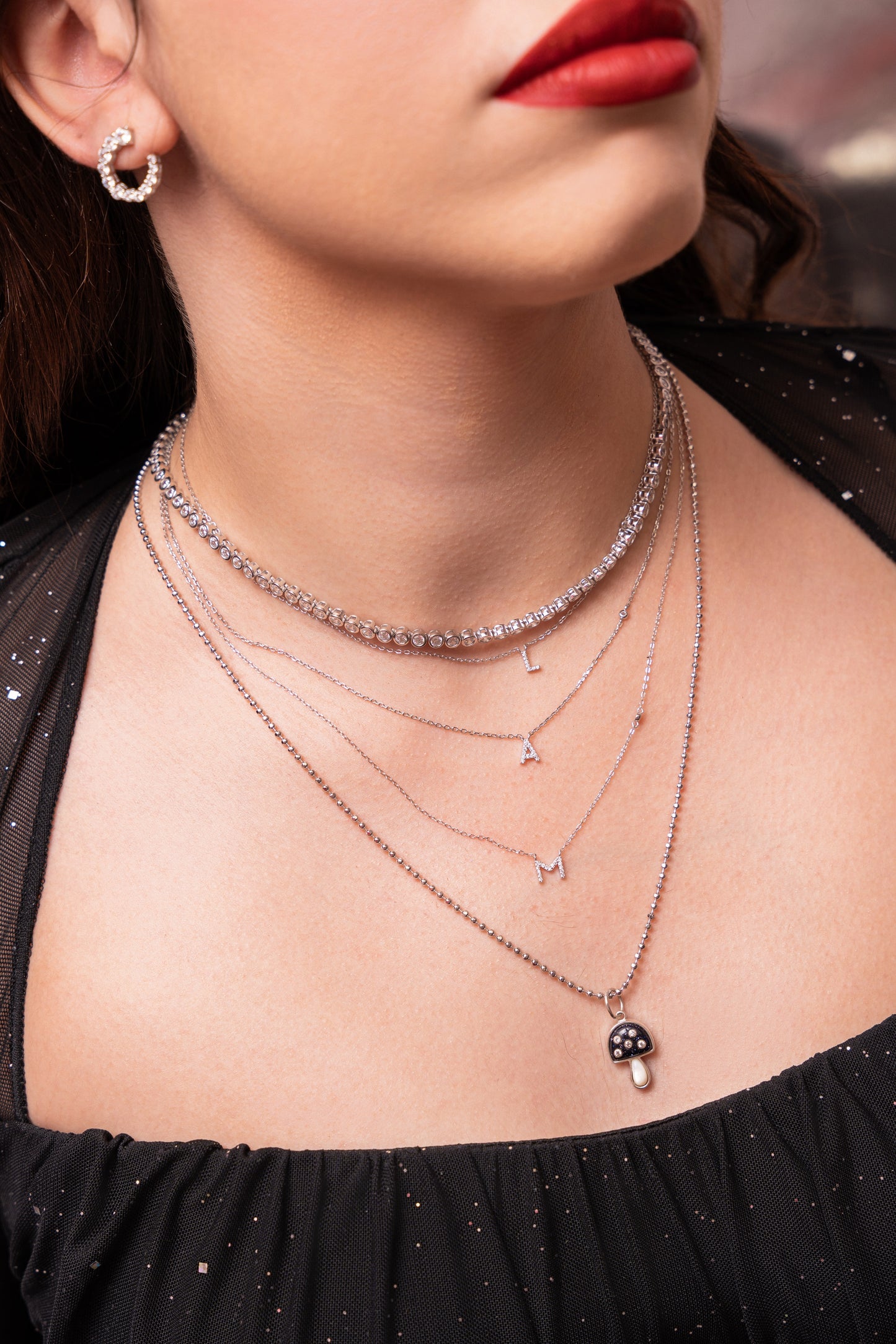 Collar con inicial