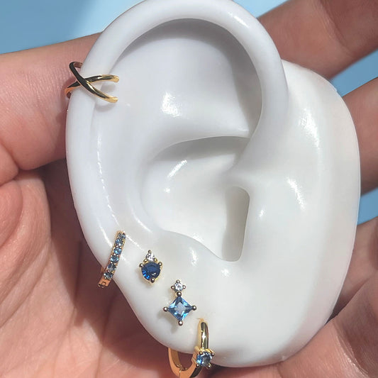Mini pendientes con forma de diamante azul - Vermeil