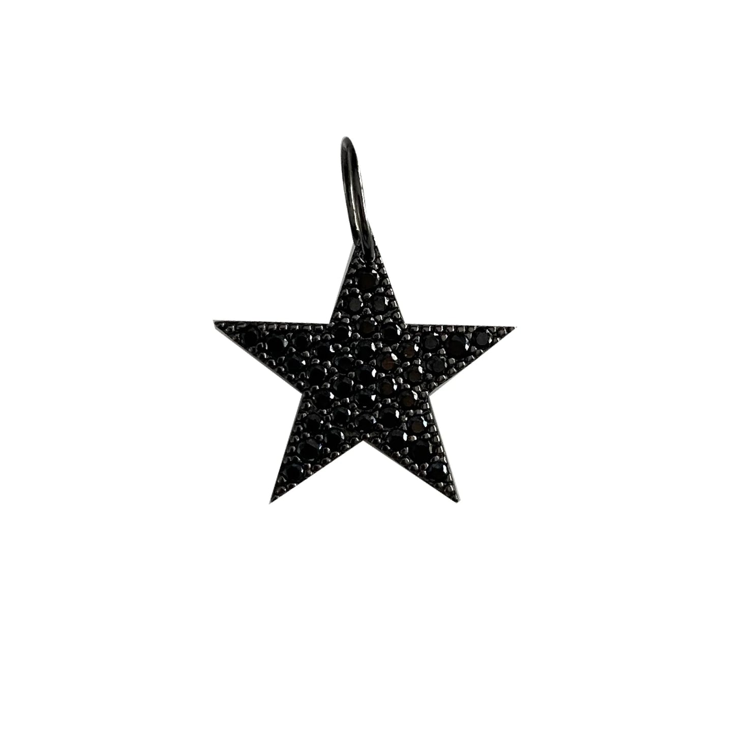 Charm de estrella con pavé negro