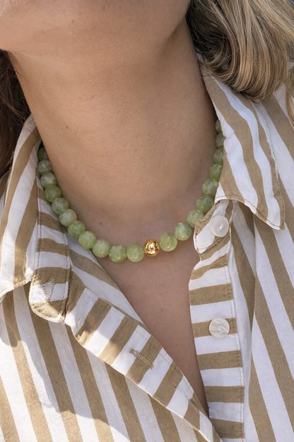 Collar con cuentas Kiwi 