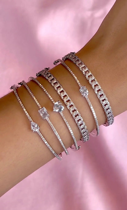 Brazalete de cadena pavé dorado