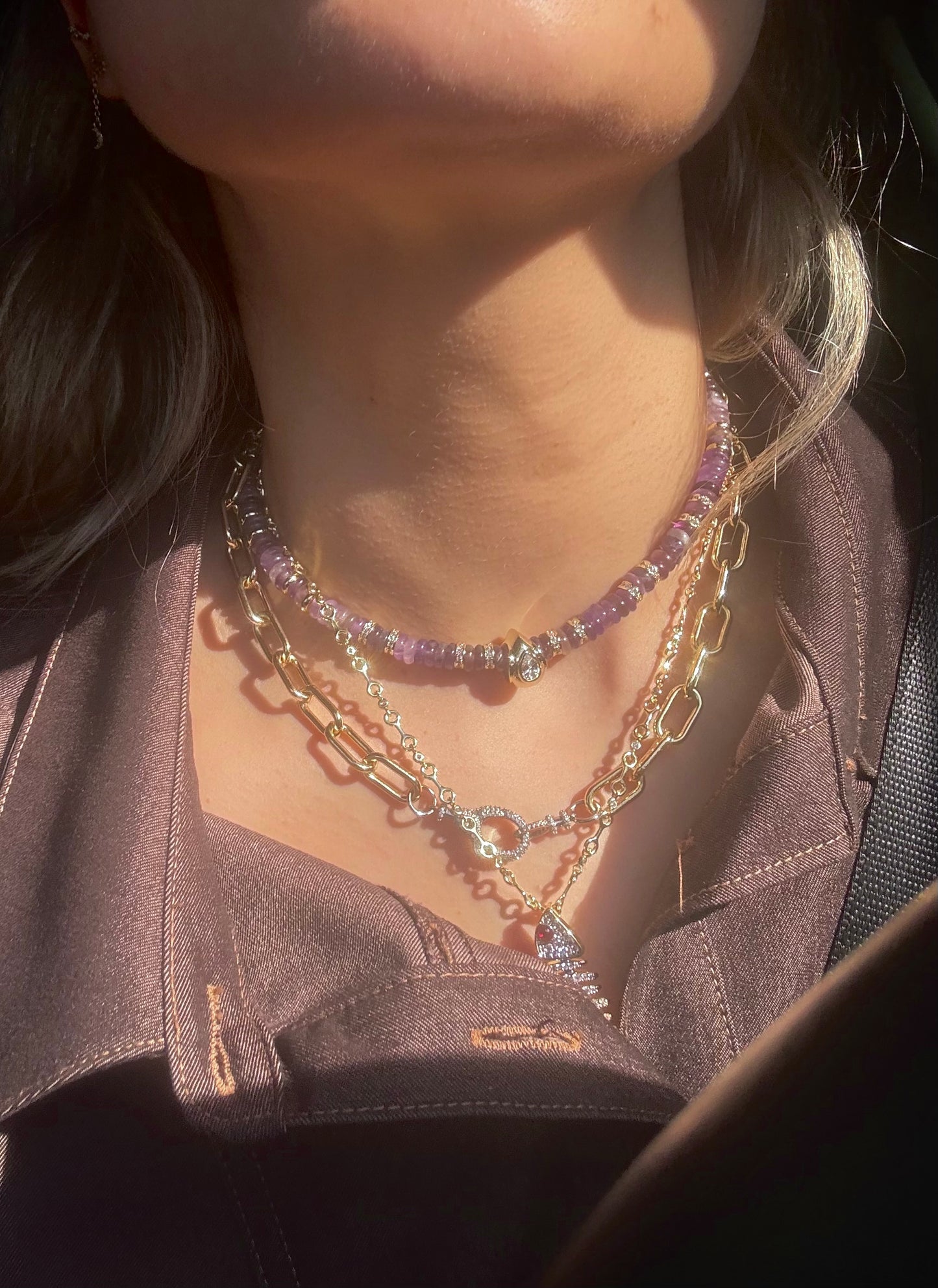 Collar de clip con cierre de langosta en dos tonos