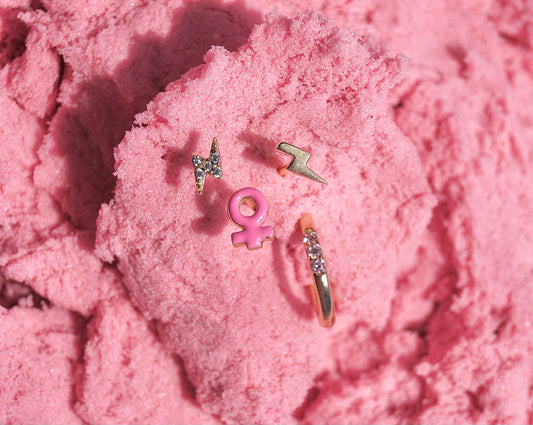 Pendientes Huggies Pink Power de oro macizo de 10 quilates