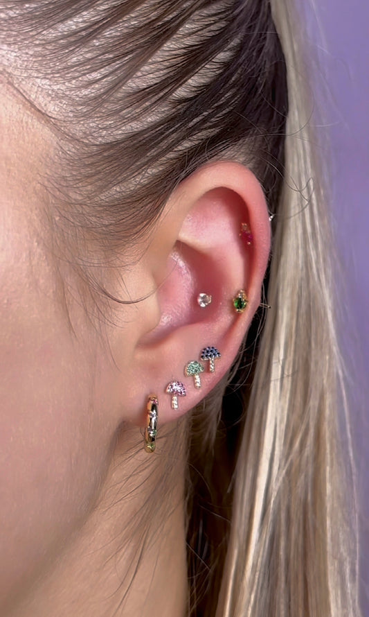Mini pendientes con forma de hongo en forma de esmeralda