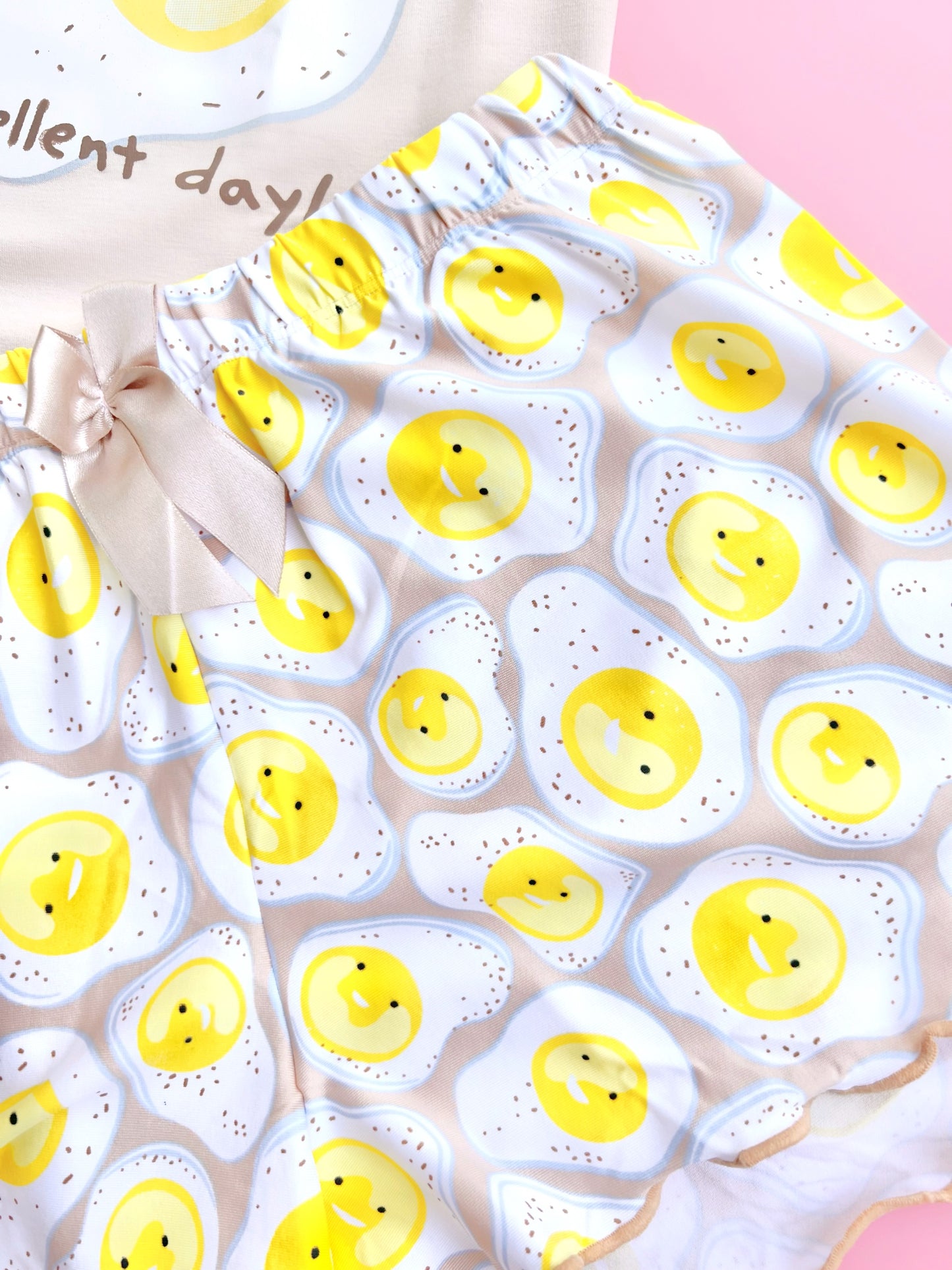 Egg-cellent Day Short Set