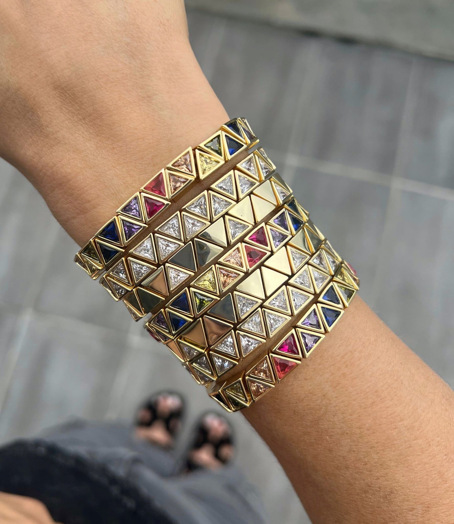 Pulsera elástica con triángulos de diamantes