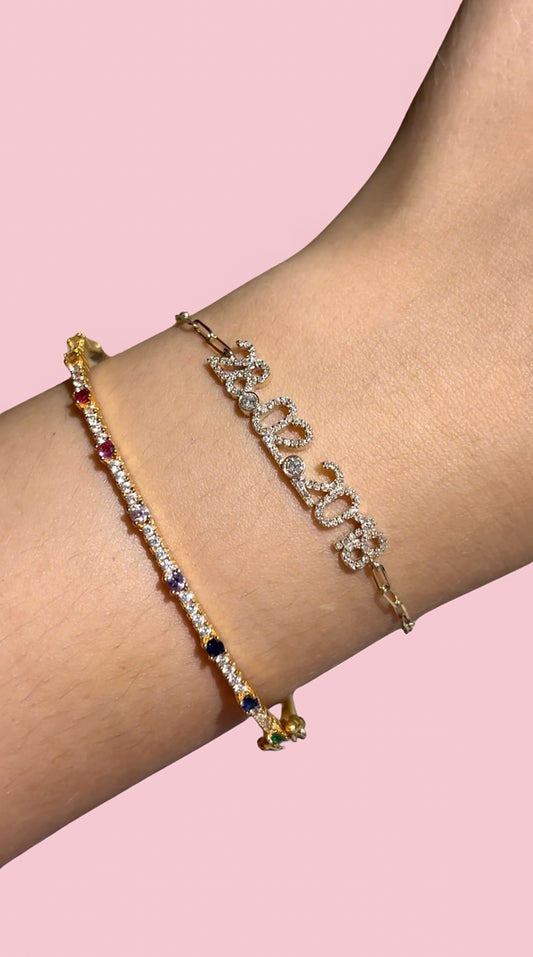 Pulsera con fecha y pavé de oro de 14 k