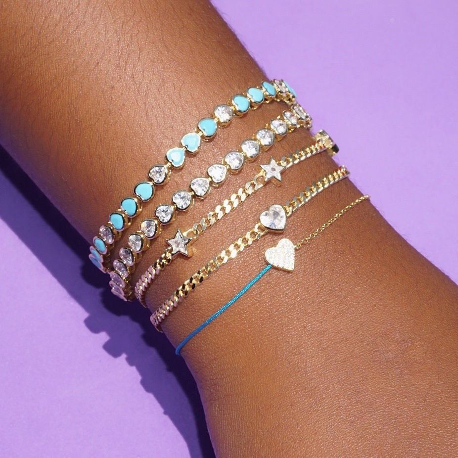 Pulsera de tenis con bisel en forma de corazón y turquesa